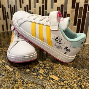 Adidas Grand Court x Disney Minnie Mouse Shoes Girls Sz 3 White-Spark-Pulse Pink
